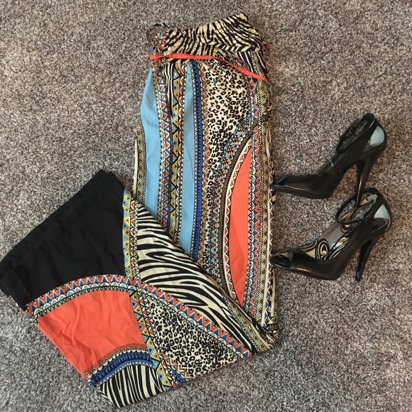 💖New Wide Leg Pants size Medium - Picture 2 of 6